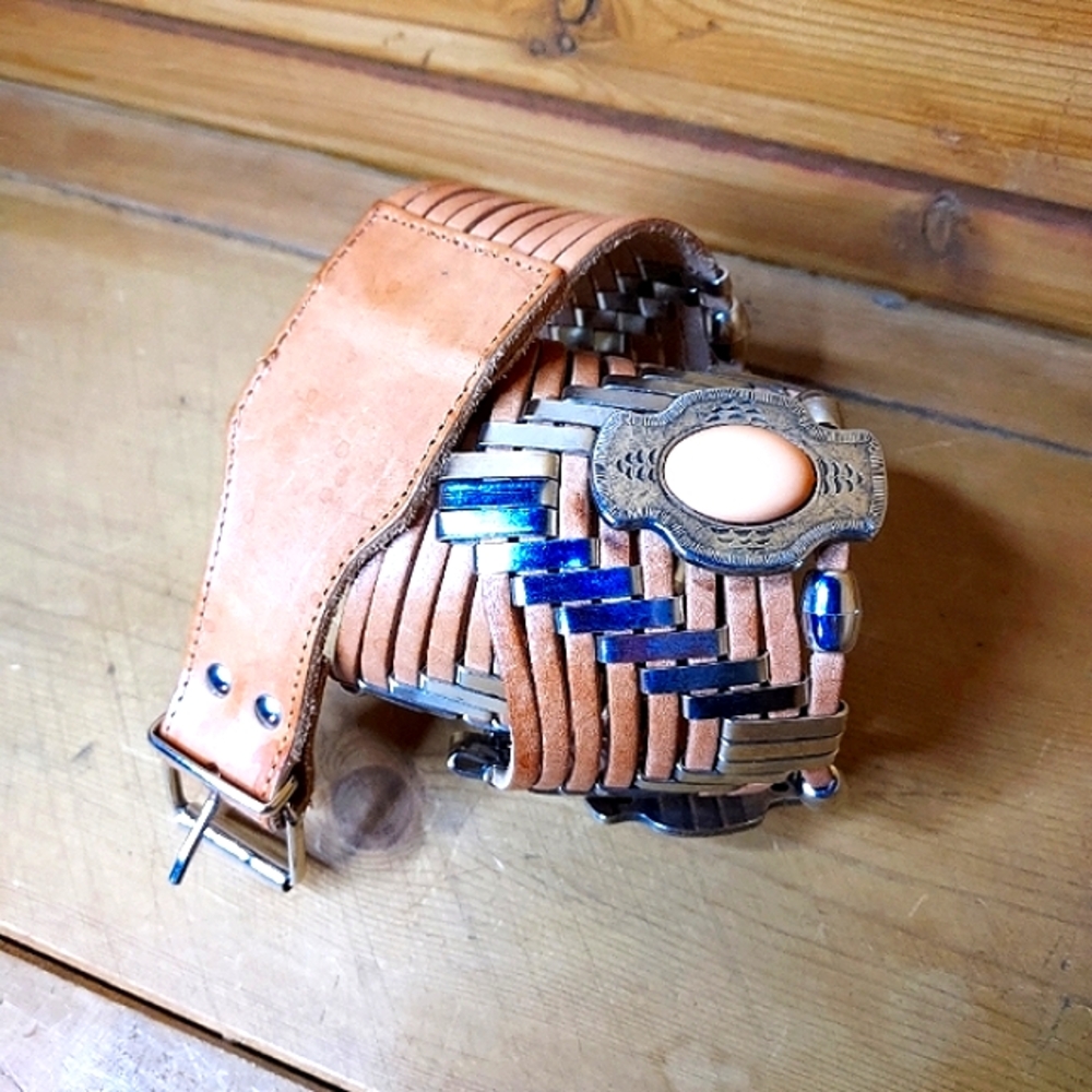 SAFFRON Concho Leather/Metal Belt
